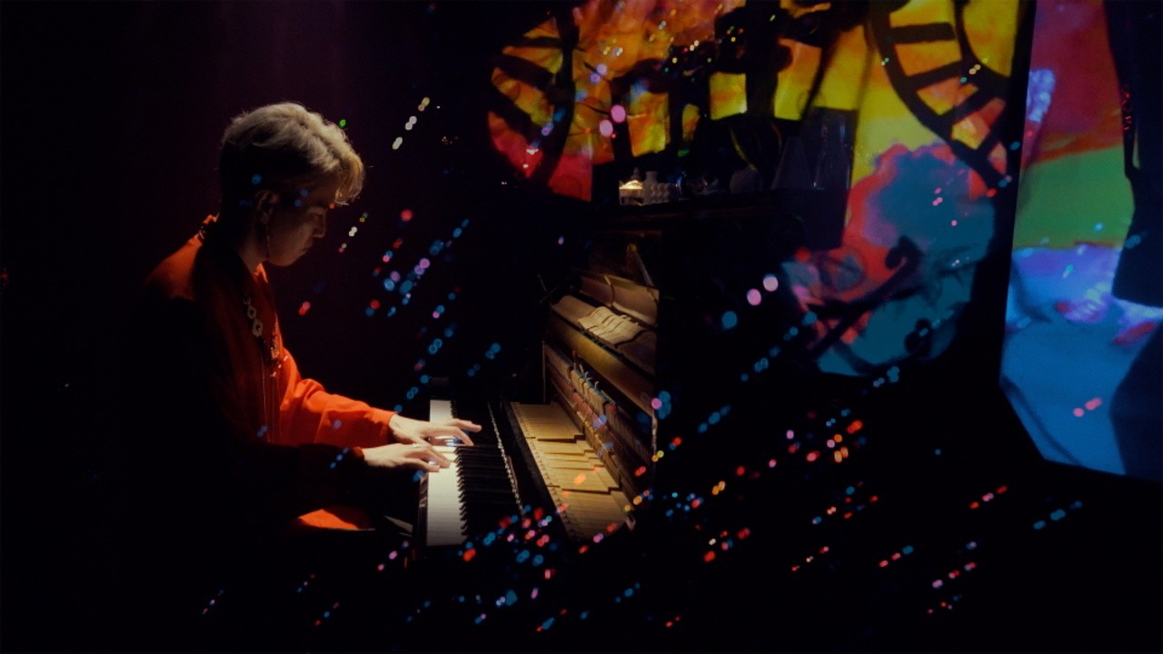 Piano Prism