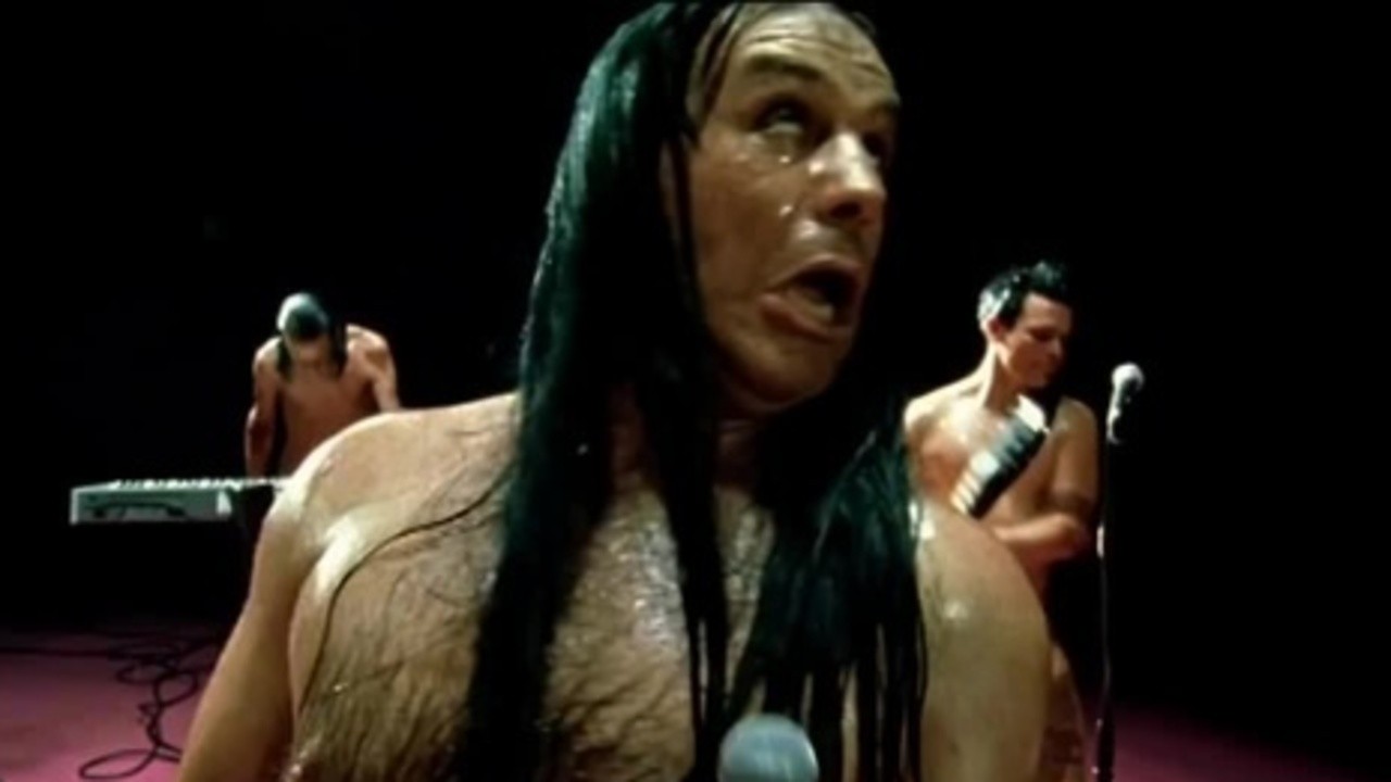 Rammstein: Mann gegen Mann [MV]