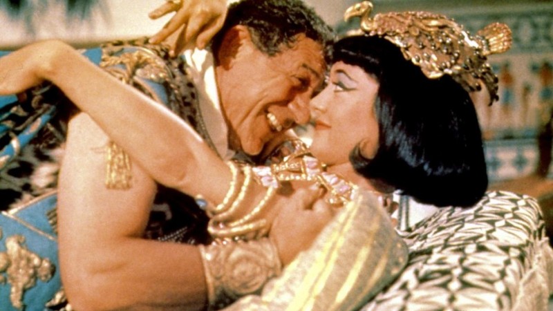 Carry on Cleo