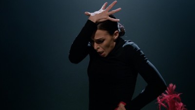 Rus pornosini tomosha qiling: Internetda u uxlayotgan paytda behuda Incredibles porno versiyasi