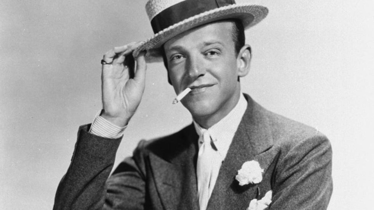 did fred astaire smoke cigarettes Portrait of smoking a cigarette in the musical comedy... News Photo Fred Astaire takes a break