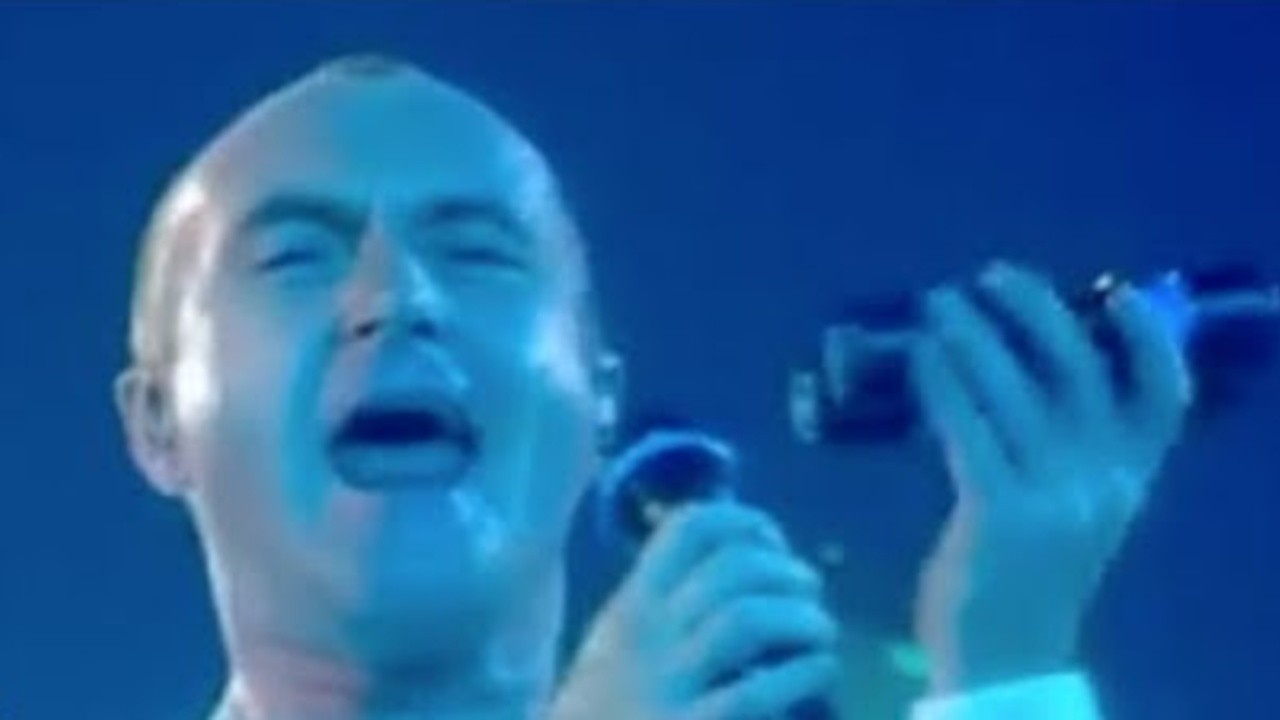 Phil Collins: Live and Loose in Paris