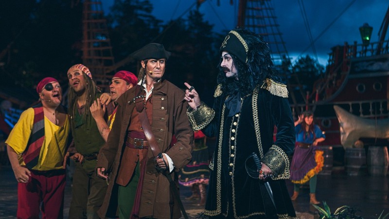 Секс-шоптан лесбиянкалардың порносы Жайылған аяқтарды жақыннан түсіру