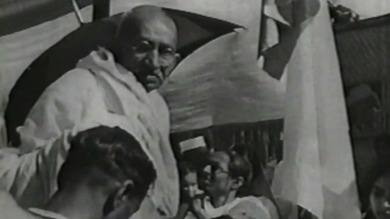 Mahatma Gandhi: 20th Century Prophet