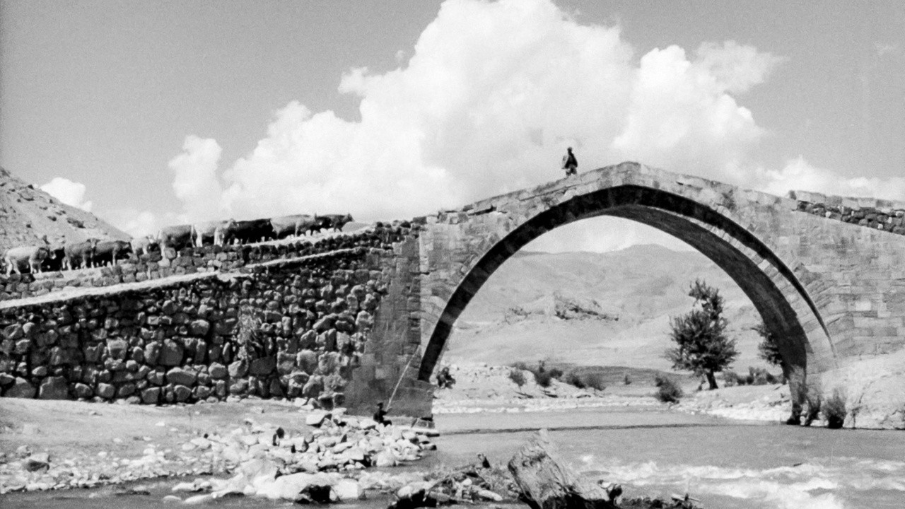 On the Roads of Armenia