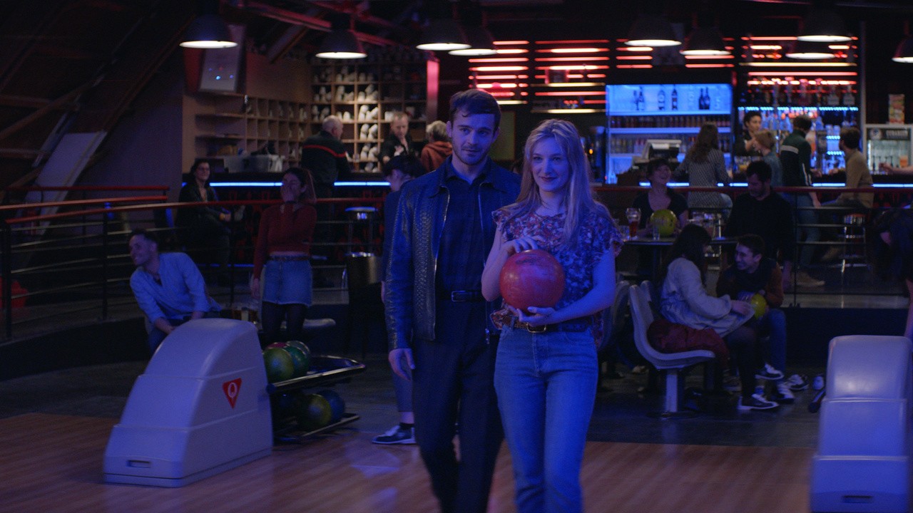 Saturn Bowling