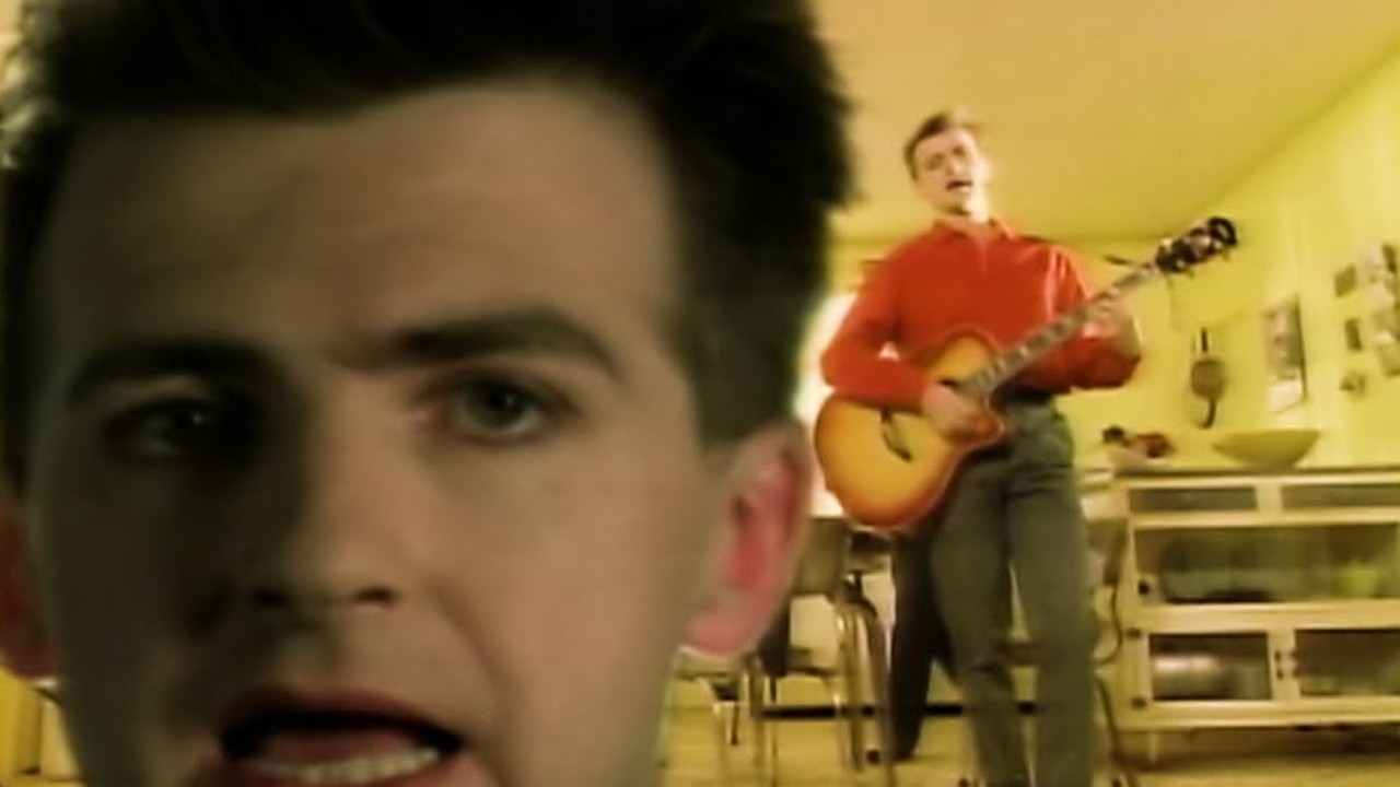 Crowded House: Don't Dream It's Over [MV]