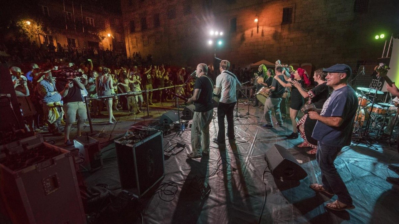 Heading West: a story about a band called Shooglenifty