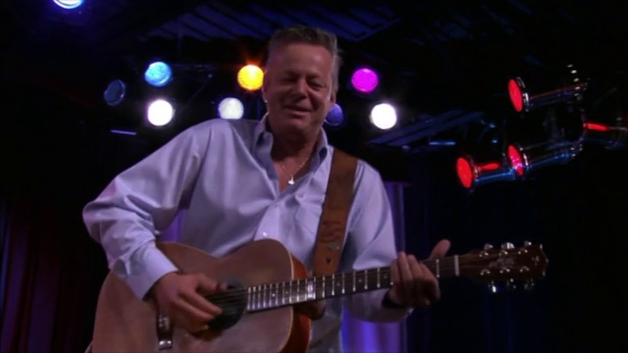 Tommy Emmanuel: Center Stage