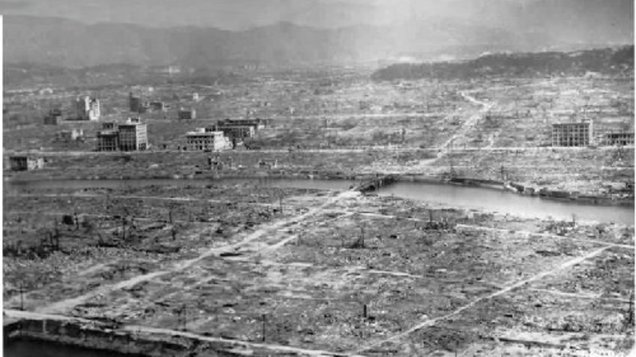 The Effects of the Atomic Bomb on Hiroshima and Nagasaki