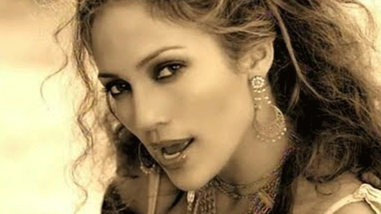 Jennifer Lopez: Ain't It Funny [MV]