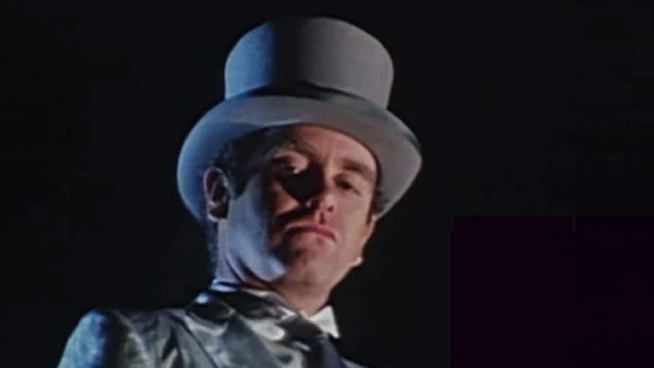 Elton John: Kiss the Bride [MV]