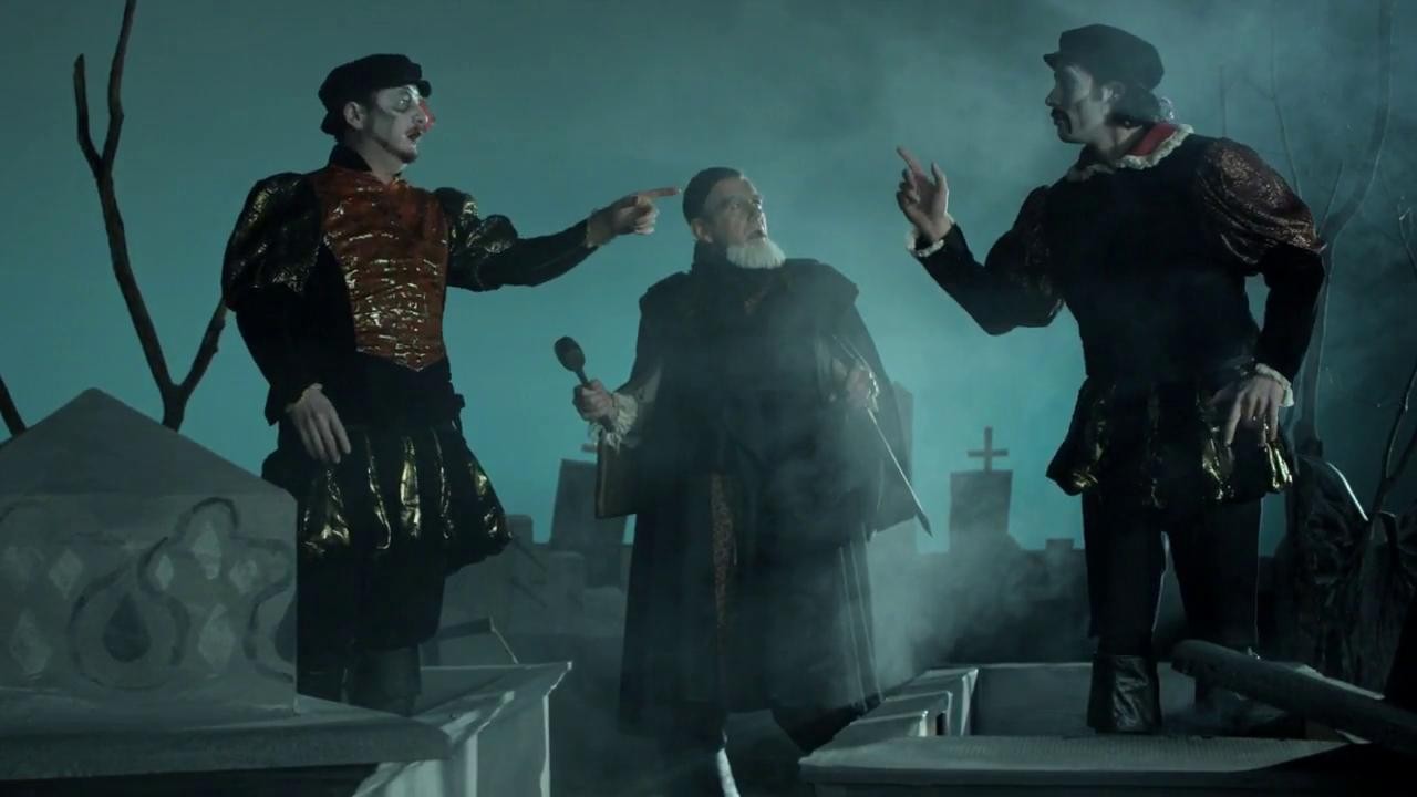 Rosencrantz and Guildenstern Are Undead