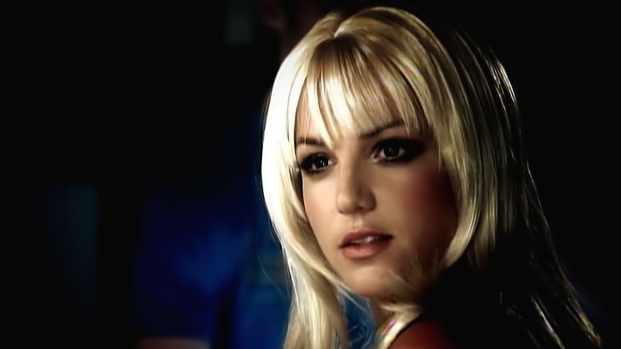 Britney Spears: Gimme More [MV]