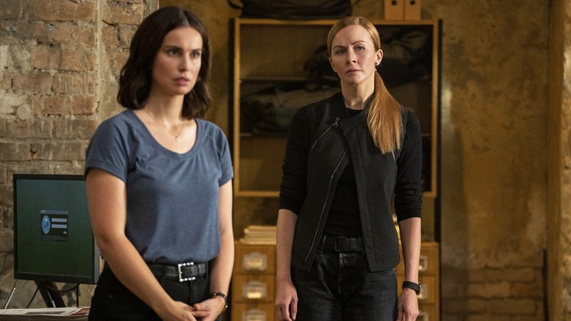 FBI: International (2021) | MUBI