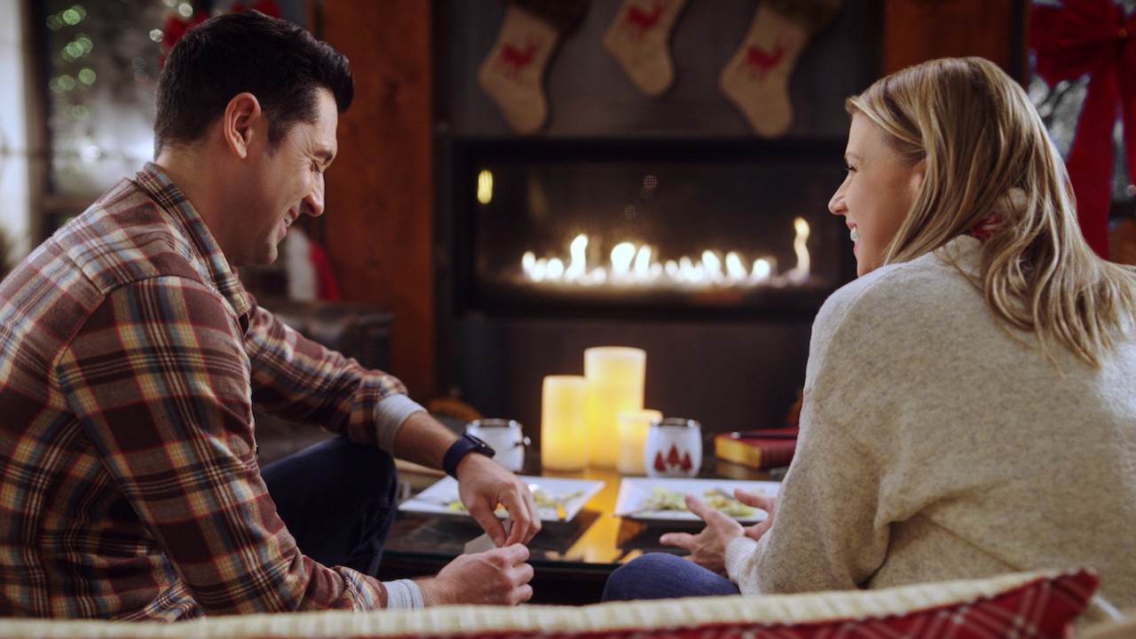 A Cozy Christmas Inn