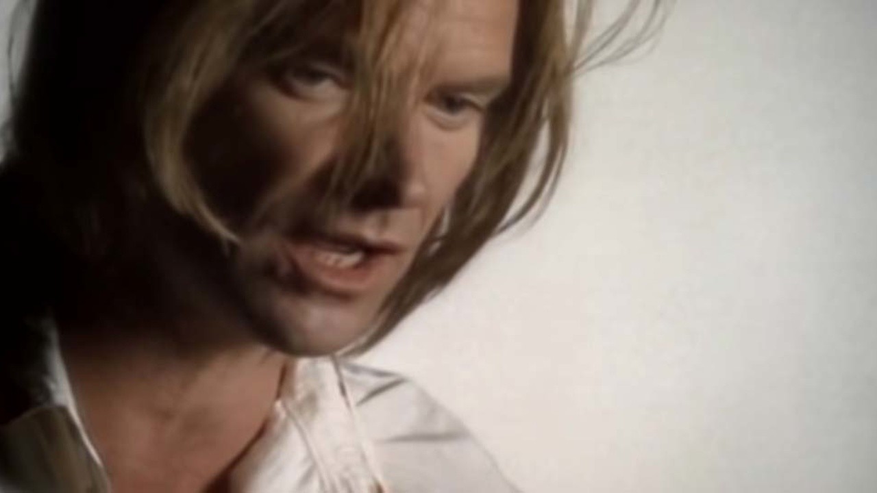 Sting: Fragile [MV]