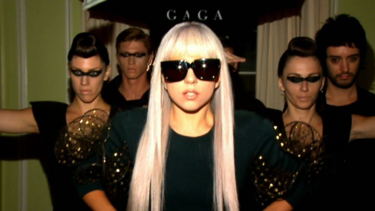 Lady Gaga: Beautiful, Dirty, Rich [MV]