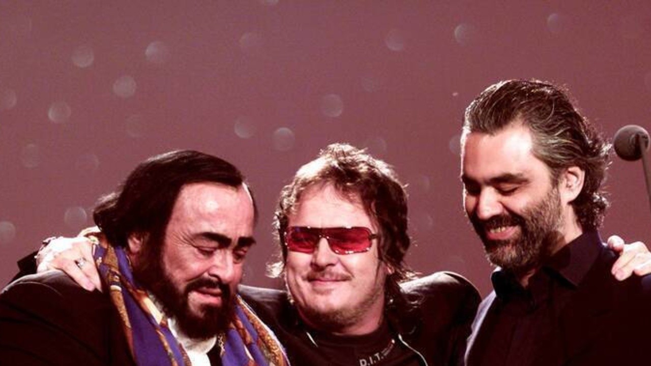 Pavarotti & Friends 2002 for Angola