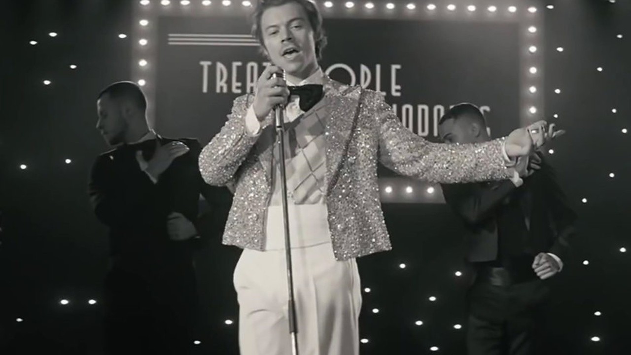 Harry Styles: Treat People with Kindness [MV]