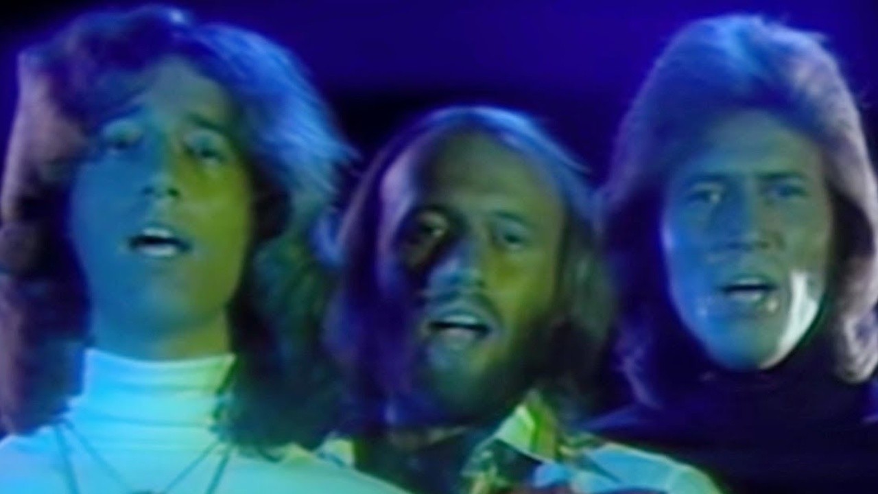 Bee Gees: Night Fever [MV]