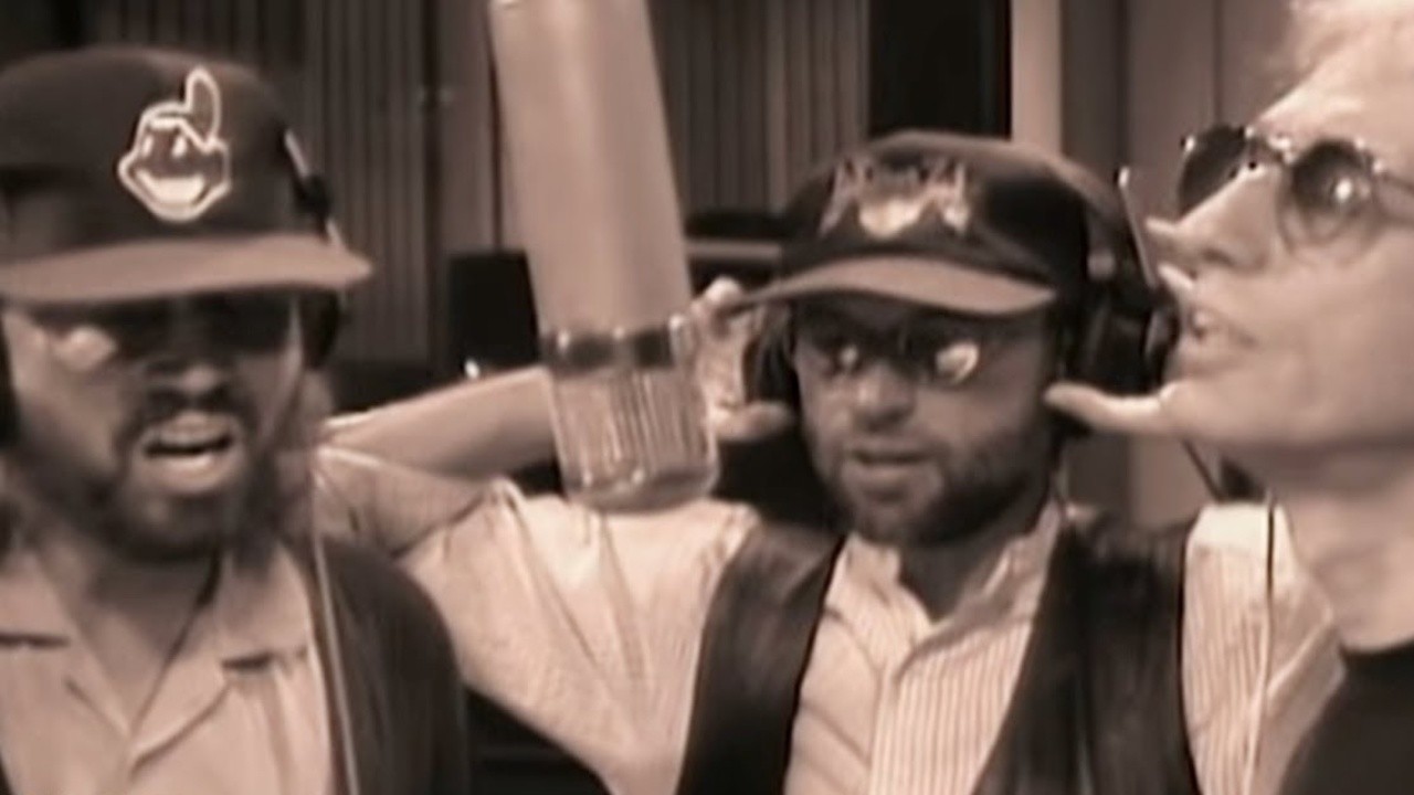 Bee Gees: Alone - Version 2 [MV]