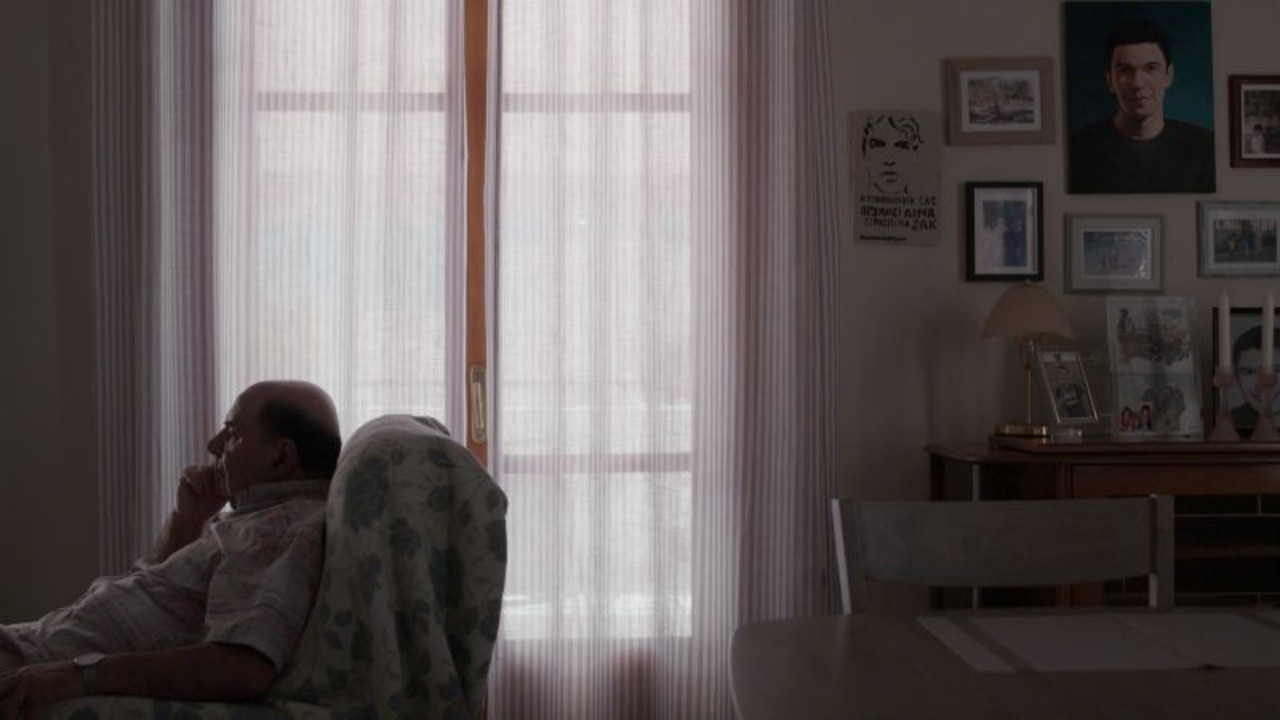 Image du film Penthos: Aftoi pou menoun