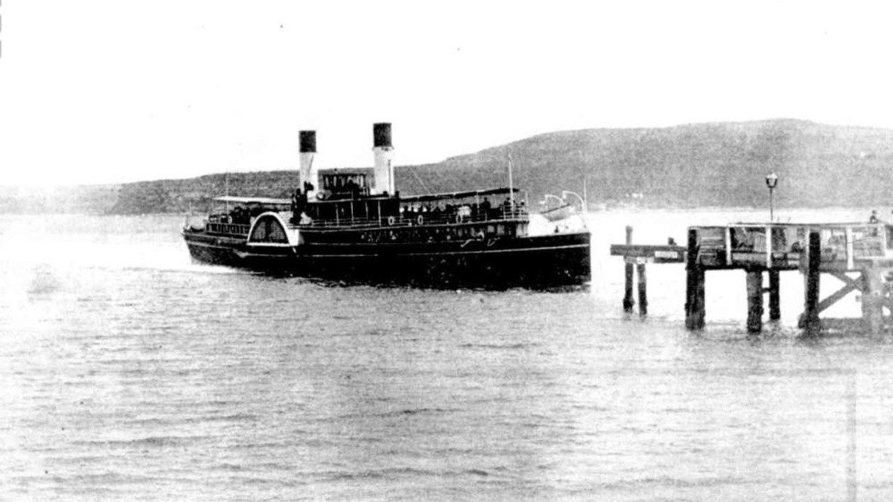 Passengers Alighting from Ferry Brighton at Manly