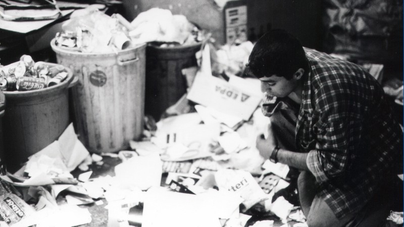 Recycling Life / I Found Dostoyevsky in Garbage