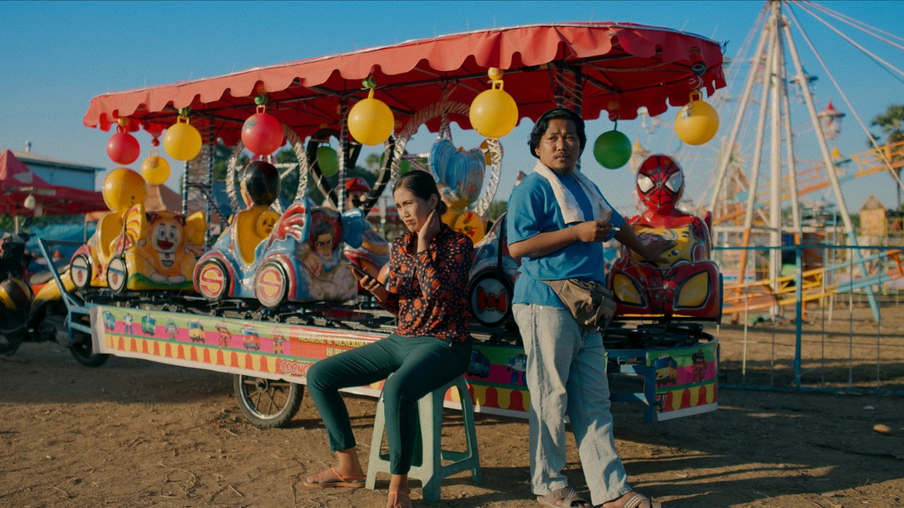 Basri & Salma in a Never-ending Comedy