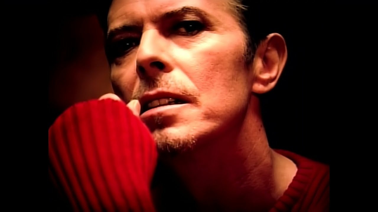 David Bowie: Strangers When We Meet [MV]
