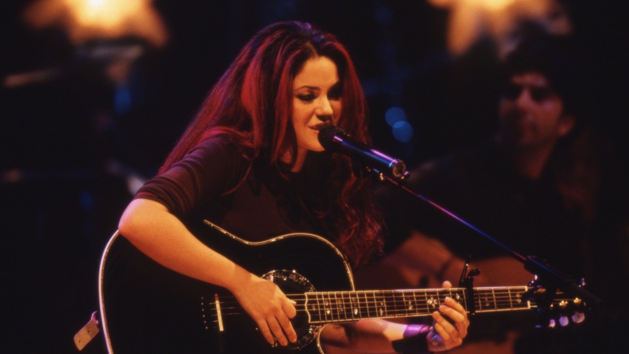 Shakira Unplugged