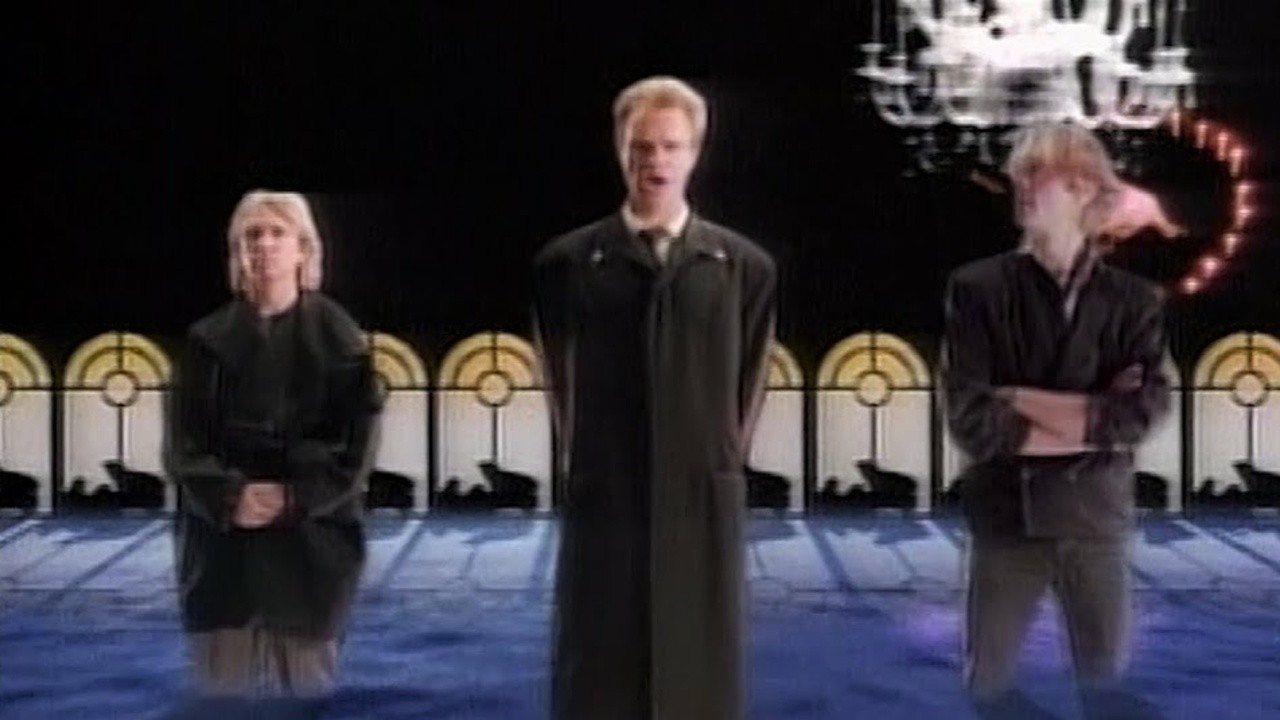 The Police: Don't Stand So Close to Me '86 [MV]