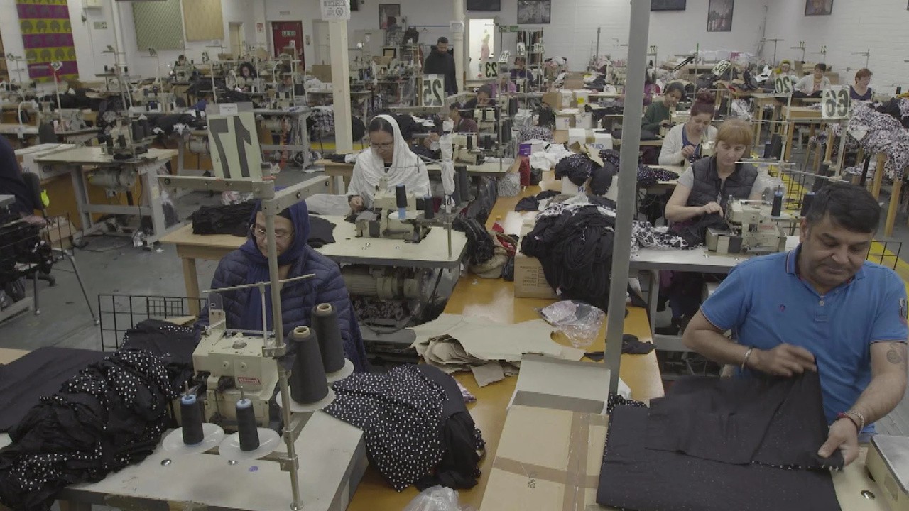 Image du film Fast Fashion, les dessous de la mode à bas prix