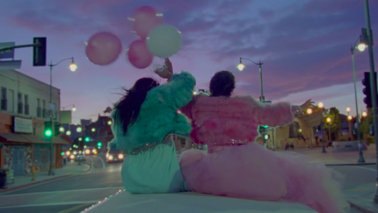 Elton John: Tiny Dancer [MV]