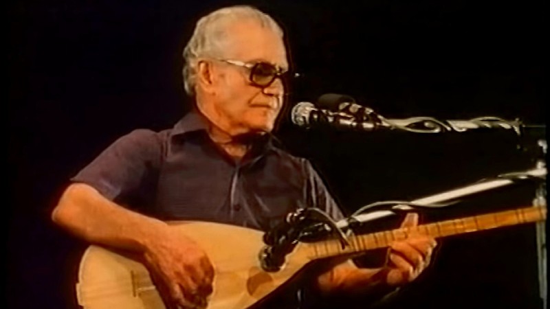 H. Agah Kalender yazdı... Acıların içinden gelen bir dev, “Türkünün Pavarotti’si”: Ruhi Su… 9 https://images.mubicdn.net/images/film/395634/cache-922489-1700265764/image-w1280.jpg?size=800x