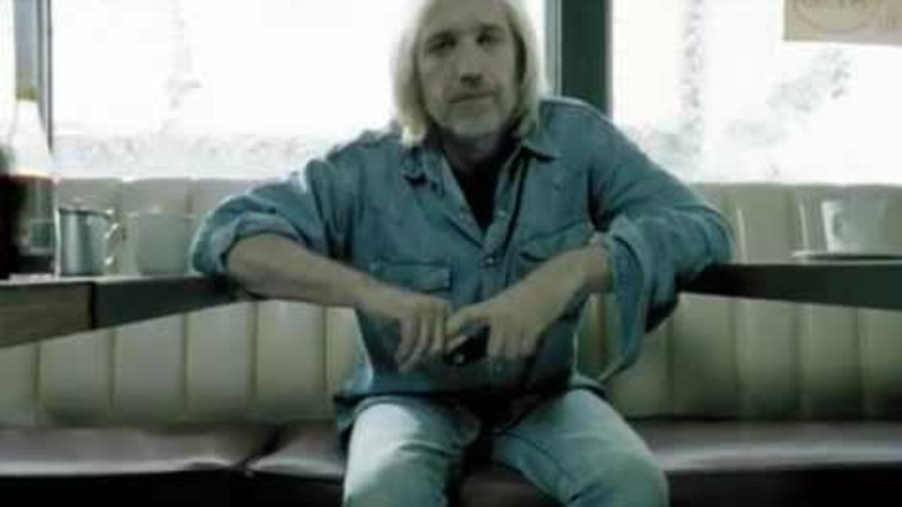 Tom Petty and the Heartbreakers: Swingin' [MV]
