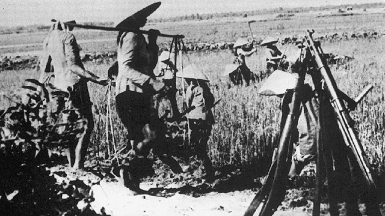 Image du film Le 17e parallèle : La Guerre du peuple