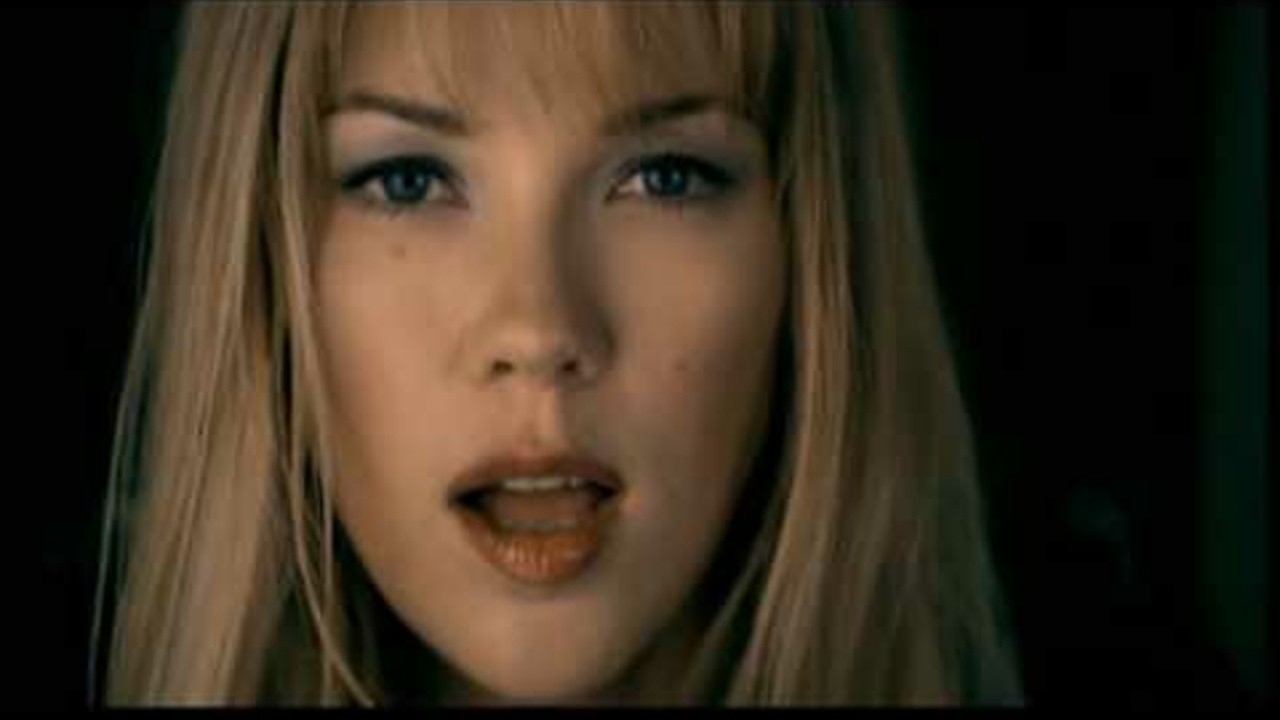 Ricky Martin Feat. Maja: Private Emotion [MV]