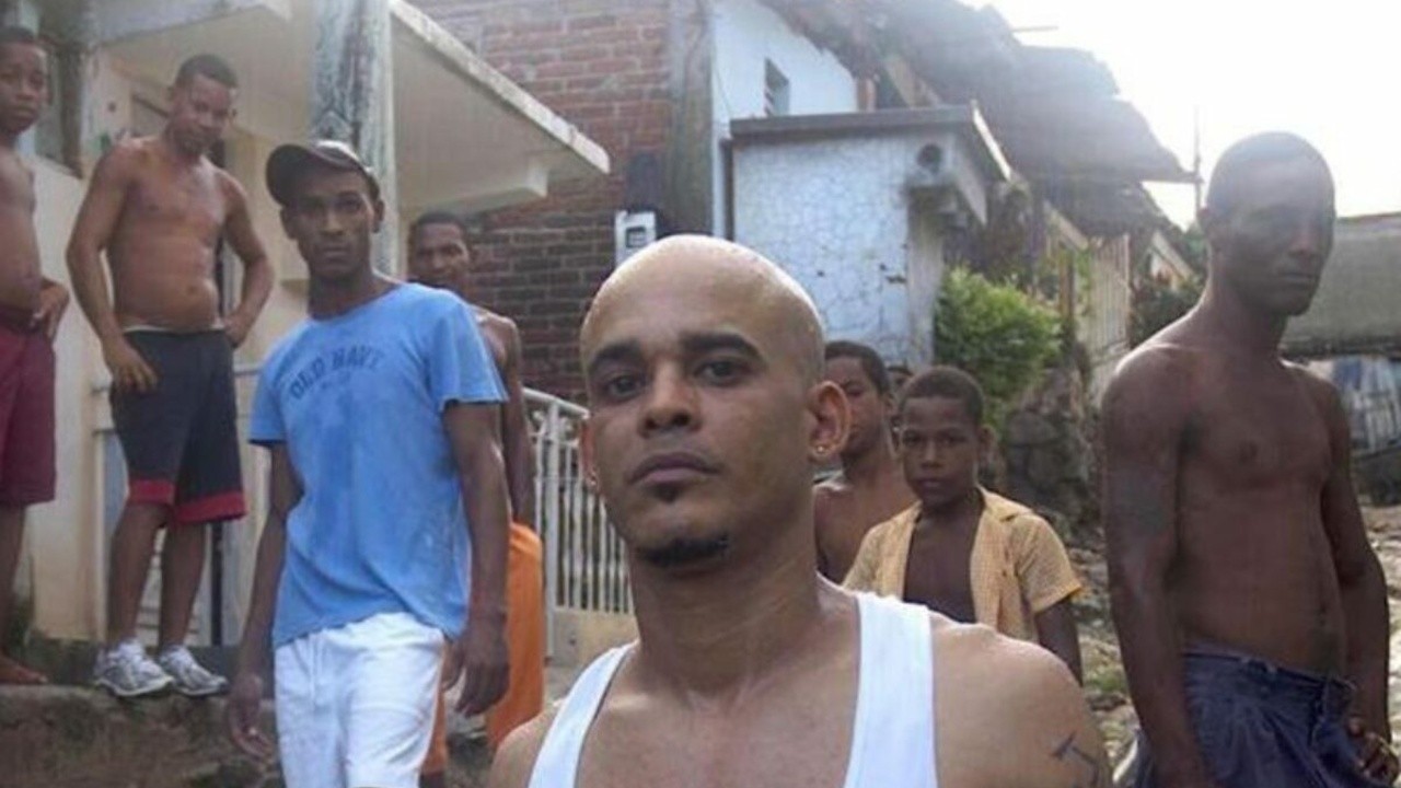 En la Caliente - Tales of a Reggaeton Warrior