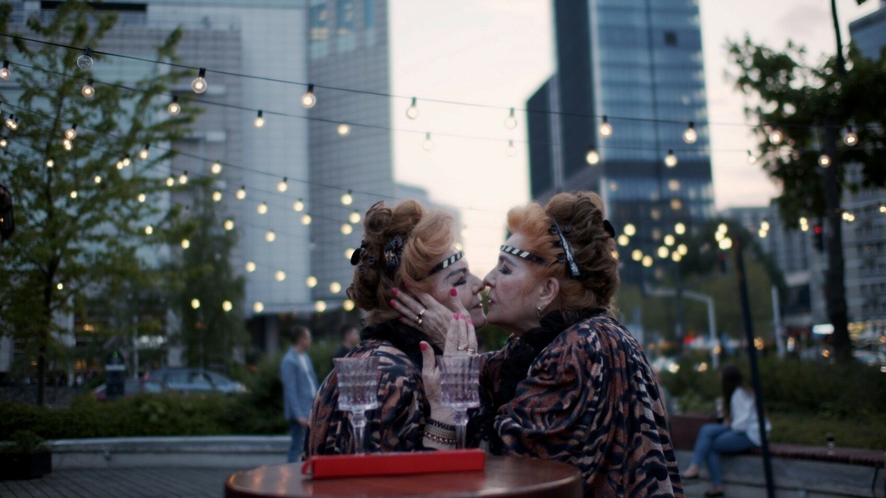 Lonia & Bronia