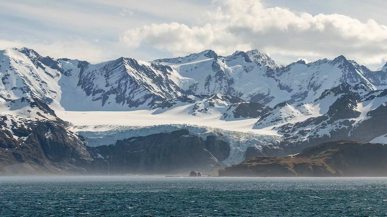 Shackleton: The Greatest Story of Survival