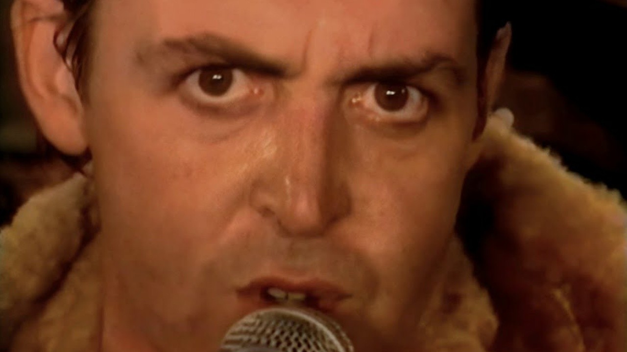 Paul McCartney & Wings: Spit It On [MV]