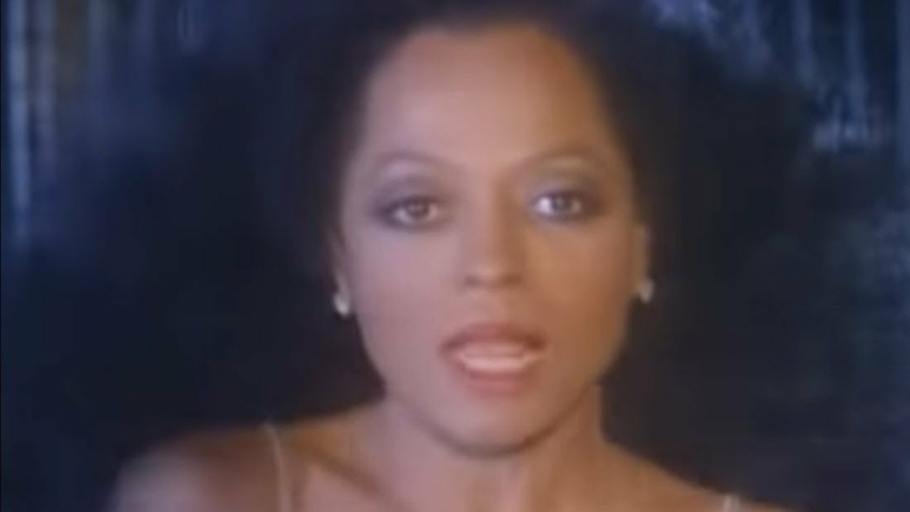 Diana Ross: Chain Reaction [MV]
