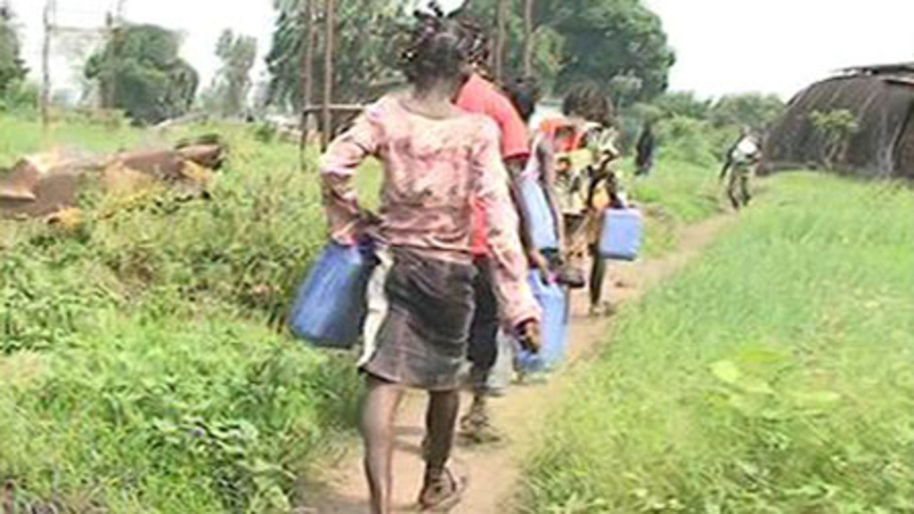 N'kélo ku, Looking for Water