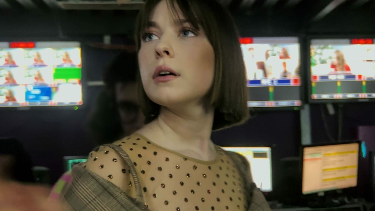 My Undesirable Friends: Part I - Last Air in Moscow
