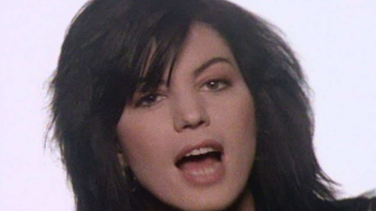 Joan Jett & The Blackhearts: Dirty Deeds [MV]