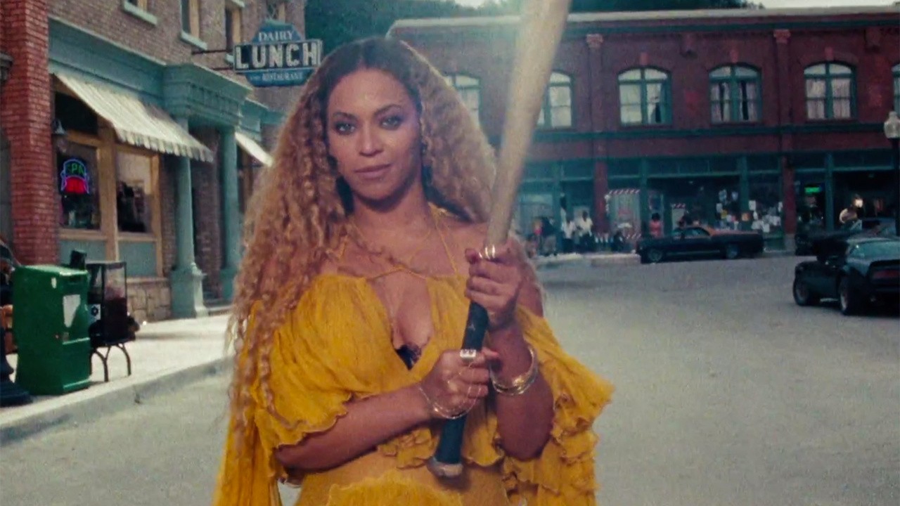 Beyoncé: Hold Up [MV]
