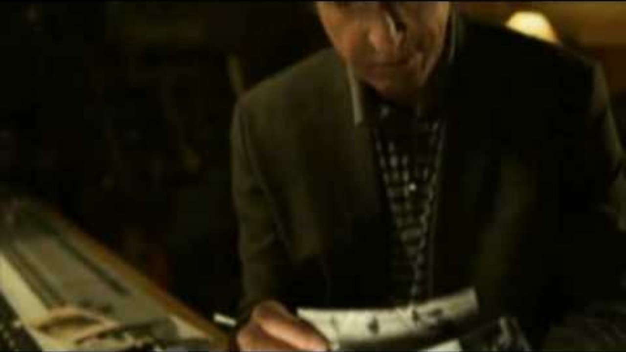 Ray Davies Feat. Chrissie Hynde: Postcard from London [MV]
