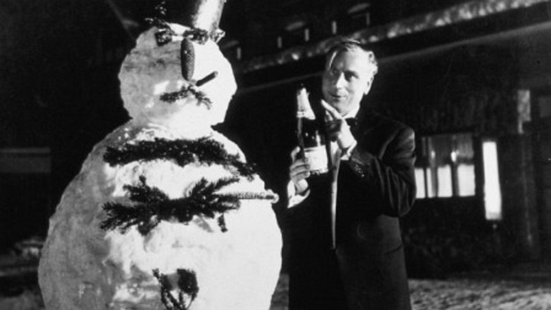 Three Men in the Snow (1955) | MUBI
